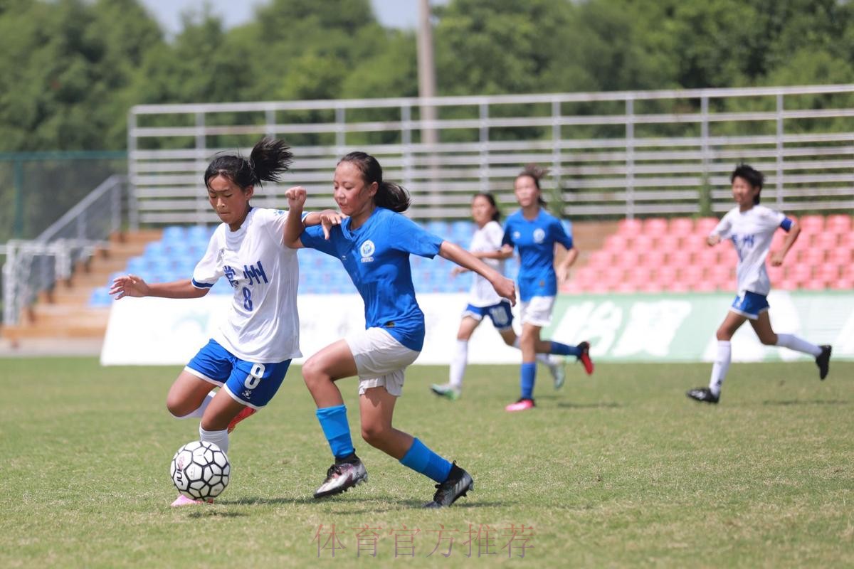 首届青训中心“希望杯”比赛继续精彩进行 首届青训中心“希望杯”比赛继续精彩进行