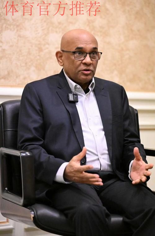 “我从来没有看到过这样的中国足球”——专访亚足联秘书长温莎·约翰 “我从来没有看到过这样的中国足球”——专访亚足联秘书长温莎·约翰
